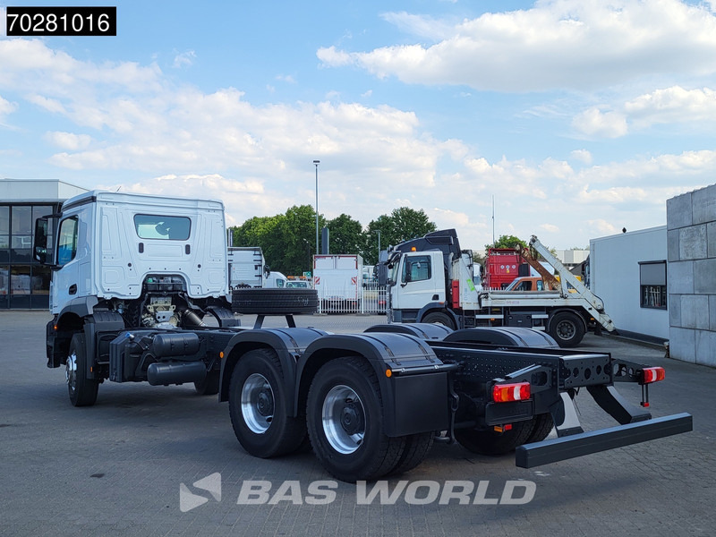 Mercedes-Benz Arocs 2640 6X4 NEW chassis Steel suspension Big-Axle Alcoa Automatic Euro 6 - Autocarro telaio: foto 2 Mercedes-Benz Arocs 2640 6X4 NEW chassis Steel suspension Big-Axle Alcoa Automatic Euro 6 - Autocarro telaio: foto 2