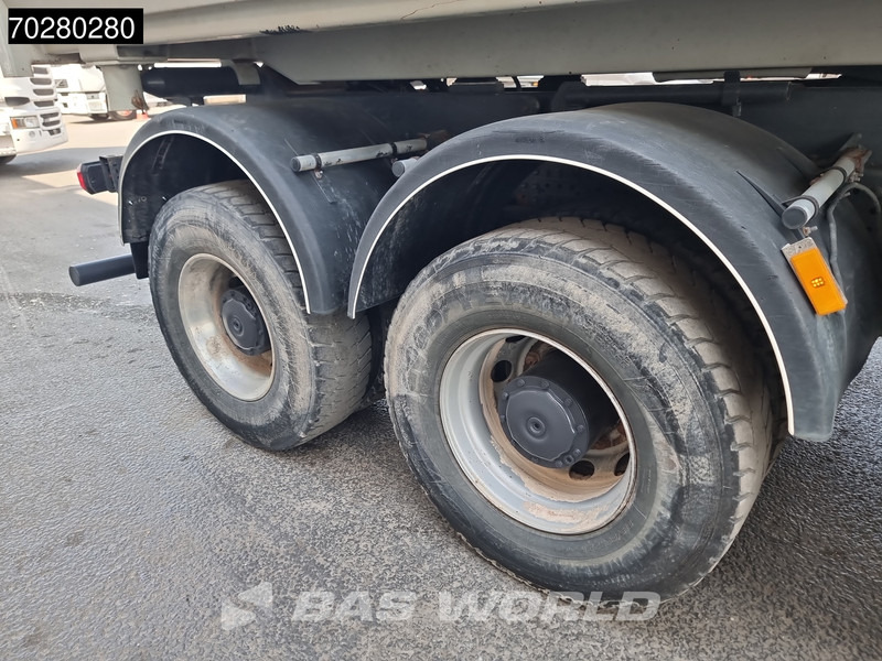 Autocarro ribaltabile Mercedes-Benz Arocs 3240 8X4 12m3 3-Side Tipper Automatic Euro 6: foto 17