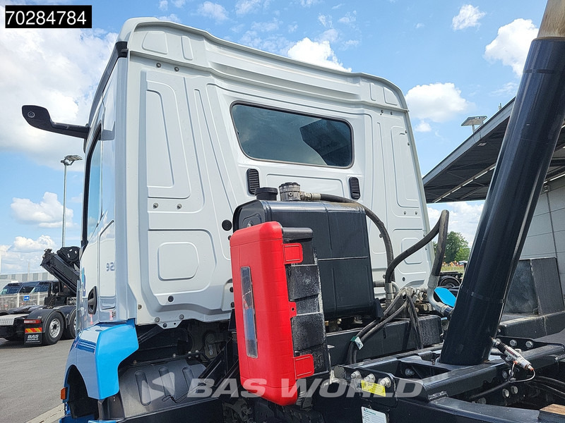 Mercedes-Benz Arocs 3243 8X4 16m3 tipper Big-Axle Steelsuspension Automatic Navi Euro 6 - Autocarro ribaltabile: foto 5 Mercedes-Benz Arocs 3243 8X4 16m3 tipper Big-Axle Steelsuspension Automatic Navi Euro 6 - Autocarro ribaltabile: foto 5