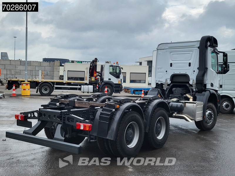 Mercedes-Benz Arocs 3342 6X4 NEW 6x4 chassis Big-Axle Automatic Steel suspension Euro 3 - Autocarro telaio: foto 5 Mercedes-Benz Arocs 3342 6X4 NEW 6x4 chassis Big-Axle Automatic Steel suspension Euro 3 - Autocarro telaio: foto 5