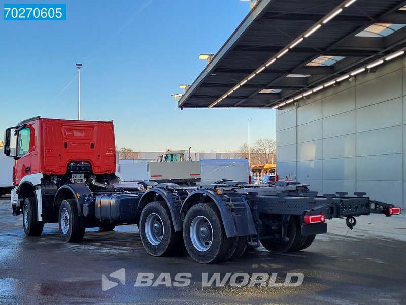 Mercedes-Benz Arocs 4843 8X4 NEW chassis RHD! Steel suspension Automatic Euro 6 - Autocarro telaio: foto 2 Mercedes-Benz Arocs 4843 8X4 NEW chassis RHD! Steel suspension Automatic Euro 6 - Autocarro telaio: foto 2