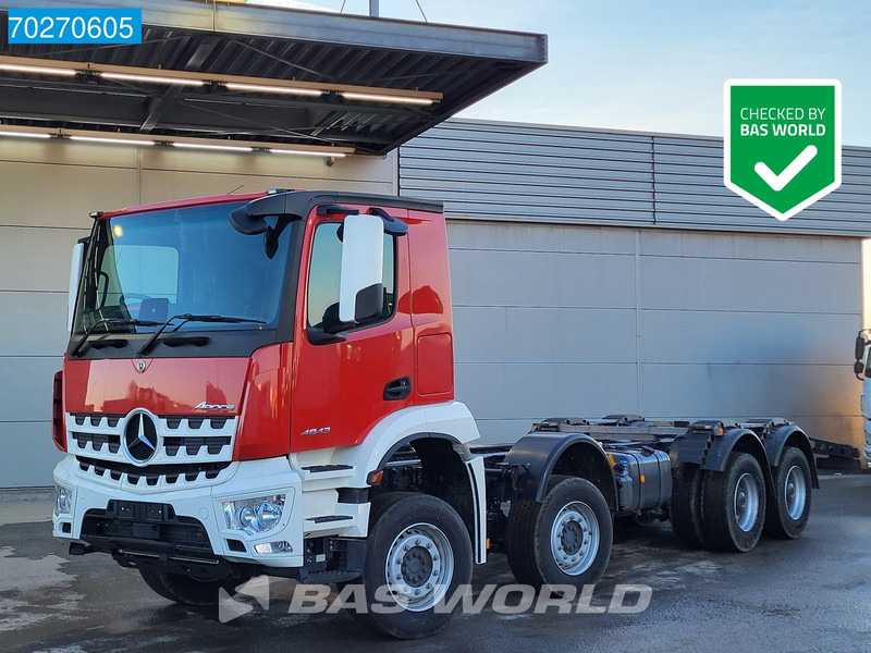 Mercedes-Benz Arocs 4843 8X4 NEW chassis RHD! Steel suspension Automatic Euro 6 - Autocarro telaio: foto 1 Mercedes-Benz Arocs 4843 8X4 NEW chassis RHD! Steel suspension Automatic Euro 6 - Autocarro telaio: foto 1