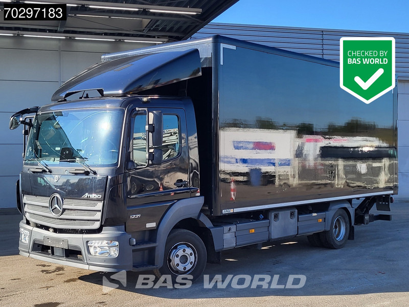 Mercedes-Benz Atego 1221 4X2 12tonner 1500kg Ladebordwand Automatic Euro 6 - Autocarro furgonato: foto 1 Mercedes-Benz Atego 1221 4X2 12tonner 1500kg Ladebordwand Automatic Euro 6 - Autocarro furgonato: foto 1