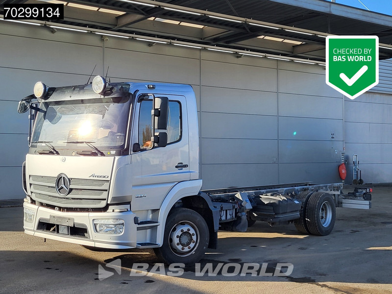 Mercedes-Benz Atego 1224 Atego 4X2 12tons chassis LOW Mileage! Automatic Airco Euro 6 - Autocarro telaio: foto 1 Mercedes-Benz Atego 1224 Atego 4X2 12tons chassis LOW Mileage! Automatic Airco Euro 6 - Autocarro telaio: foto 1