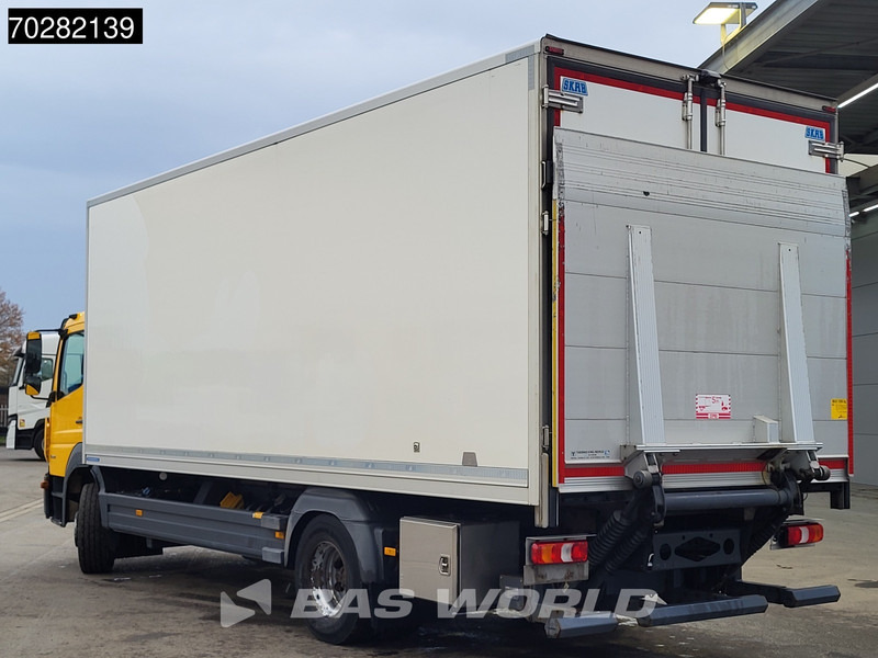 Mercedes-Benz Atego 1524 Atego 4X2 16tonner Thermo King T-1200R cooler 1500kg Ladebordwand Automatic - Autocarro frigorifero: foto 2 Mercedes-Benz Atego 1524 Atego 4X2 16tonner Thermo King T-1200R cooler 1500kg Ladebordwand Automatic - Autocarro frigorifero: foto 2