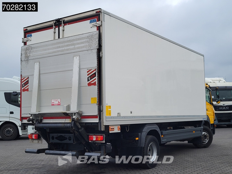 Mercedes-Benz Atego 1524 Atego 4X2 Thermo king T-1200R 1500kg Ladebordwand Automatic Euro 6 - Autocarro frigorifero: foto 5 Mercedes-Benz Atego 1524 Atego 4X2 Thermo king T-1200R 1500kg Ladebordwand Automatic Euro 6 - Autocarro frigorifero: foto 5