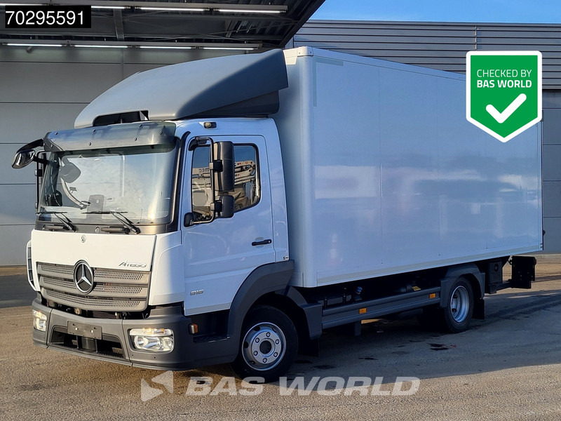 Mercedes-Benz Atego 816 4X2 8tonner Automatic 1500kg Tailgate Euro 6 - Autocarro furgonato: foto 1 Mercedes-Benz Atego 816 4X2 8tonner Automatic 1500kg Tailgate Euro 6 - Autocarro furgonato: foto 1