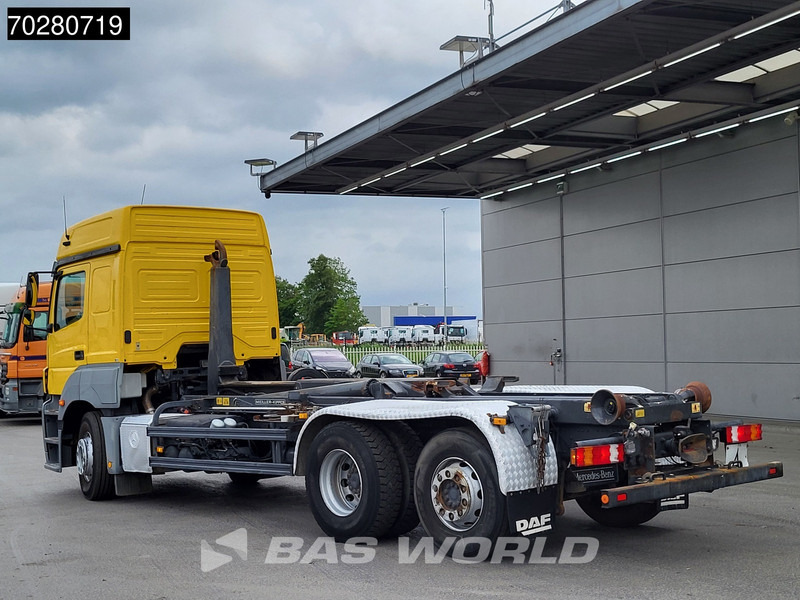Mercedes-Benz Axor 2543 6X2 Meiller RK 20.70 hooklift Manual Retarder Liftachse Euro 5 - Autocarro scarrabile: foto 2 Mercedes-Benz Axor 2543 6X2 Meiller RK 20.70 hooklift Manual Retarder Liftachse Euro 5 - Autocarro scarrabile: foto 2