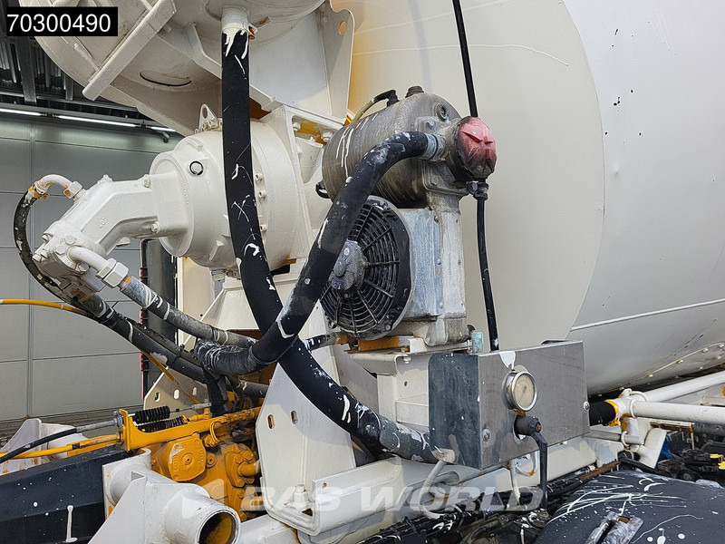 Autobetoniera Scania P410 8X4 9m3 Liebherr HTM 904 FL mixer Steelsuspension Automatic Euro 6: foto 15