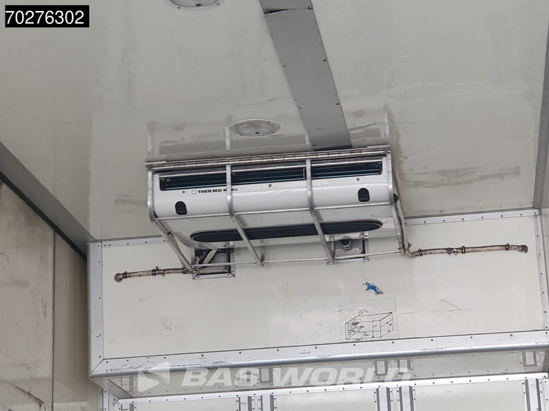 Scania R480 R 6X2 Thermo-king T-1200 R Retarder Manual Ladebordwand Xenon Navi Euro 5 - Autocarro frigorifero: foto 5 Scania R480 R 6X2 Thermo-king T-1200 R Retarder Manual Ladebordwand Xenon Navi Euro 5 - Autocarro frigorifero: foto 5