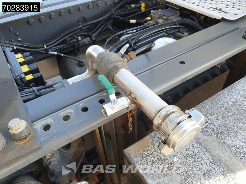 Trattore stradale DAF XF 530 4X2 Retarder Compressor Standklima PTO: foto 12