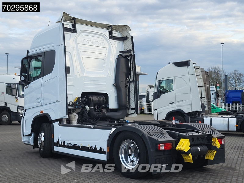 Ford F-Max 500 4X2 Retarder Standairco 2xTanks ACC LED Euro 6 - Trattore stradale: foto 2 Ford F-Max 500 4X2 Retarder Standairco 2xTanks ACC LED Euro 6 - Trattore stradale: foto 2