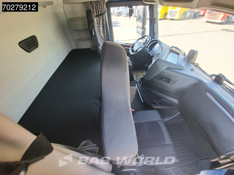 Trattore stradale Iveco S-Way 460 4X2 Mega 2x LNG Tanks Retarder ACC Euro 6: foto 19