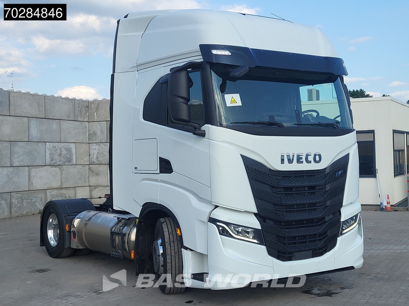 Iveco S-Way 460 S-Way 4X2 Retarder 2x LNG Tanks Navi ACC Alcoa's - Trattore stradale: foto 3 Iveco S-Way 460 S-Way 4X2 Retarder 2x LNG Tanks Navi ACC Alcoa's - Trattore stradale: foto 3