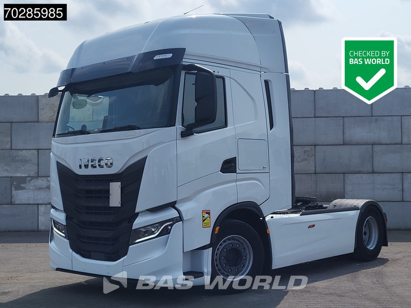Iveco S-Way 490 4X2 Retarder 2x Tanks Standklima Navi ACC LED - Trattore stradale: foto 1 Iveco S-Way 490 4X2 Retarder 2x Tanks Standklima Navi ACC LED - Trattore stradale: foto 1