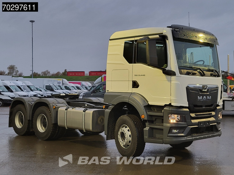 MAN TGS 33.440 6X4 NEW! TN Manual Full-Steel Big-Axle Drumbrakes Euro 2 - Trattore stradale: foto 3 MAN TGS 33.440 6X4 NEW! TN Manual Full-Steel Big-Axle Drumbrakes Euro 2 - Trattore stradale: foto 3