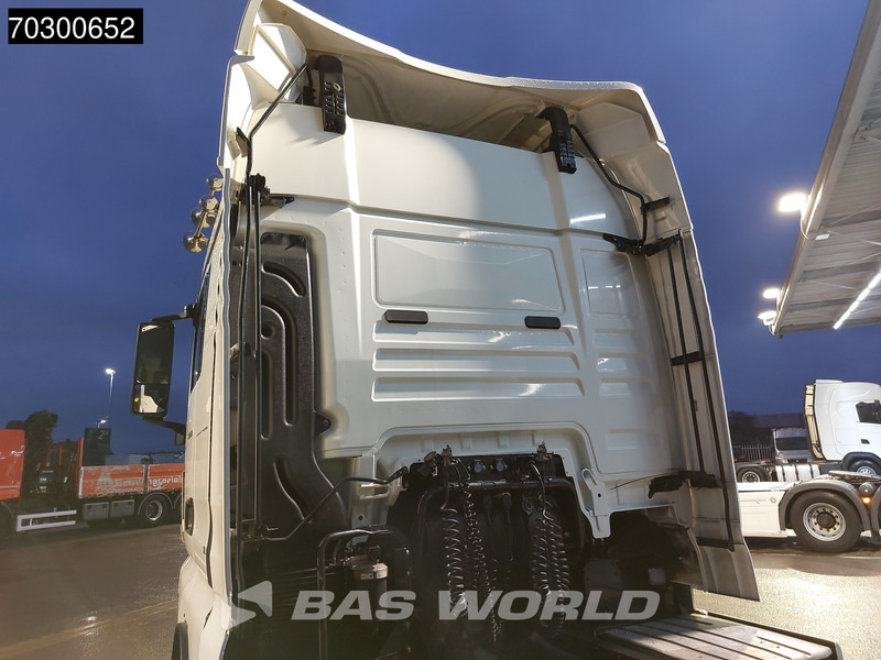 MAN TGX 18.470 TGX 4X2 XLX Retarder 2xTanks - Trattore stradale: foto 5 MAN TGX 18.470 TGX 4X2 XLX Retarder 2xTanks - Trattore stradale: foto 5
