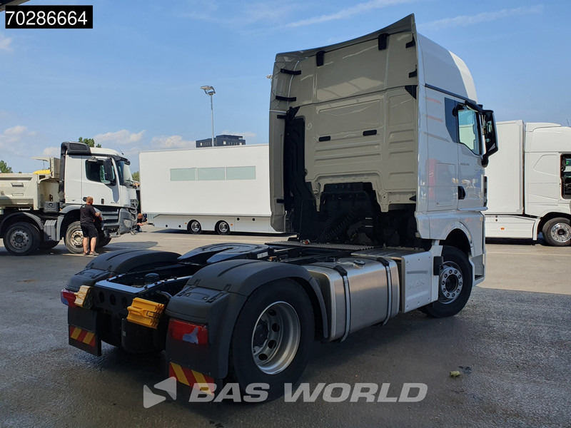 MAN TGX 18.480 4X2 NEW! GX LED 2x Tanks Standklima ACC Euro 6 - Trattore stradale: foto 5 MAN TGX 18.480 4X2 NEW! GX LED 2x Tanks Standklima ACC Euro 6 - Trattore stradale: foto 5