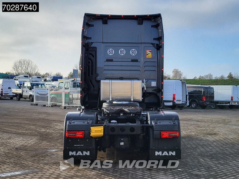 MAN TGX 18.520 4X2 Individual Lion S! New Hydrauliks GX Retarder Full-Air 2x Tanks Navi LED ACC Euro 6 - Trattore stradale: foto 3 MAN TGX 18.520 4X2 Individual Lion S! New Hydrauliks GX Retarder Full-Air 2x Tanks Navi LED ACC Euro 6 - Trattore stradale: foto 3