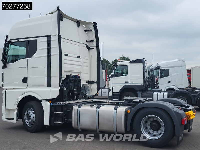 MAN TGX 18.520 4X2 NEW! GX Retarder 2x Tanks Standklima ACC - Trattore stradale: foto 2 MAN TGX 18.520 4X2 NEW! GX Retarder 2x Tanks Standklima ACC - Trattore stradale: foto 2