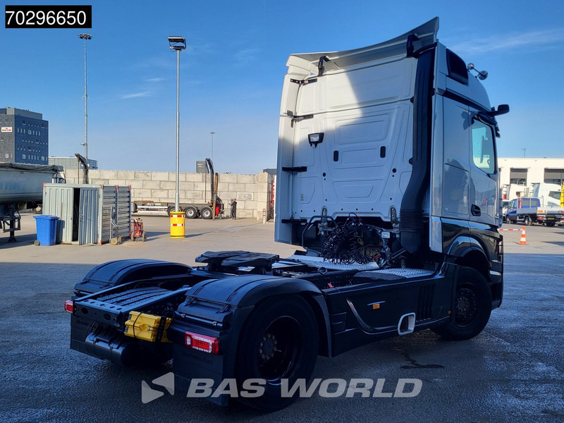 Mercedes-Benz Actros 1848 4X2 BigSpace Retarder Standklima MirrorCam ACC Xenon Euro 6 - Trattore stradale: foto 5 Mercedes-Benz Actros 1848 4X2 BigSpace Retarder Standklima MirrorCam ACC Xenon Euro 6 - Trattore stradale: foto 5