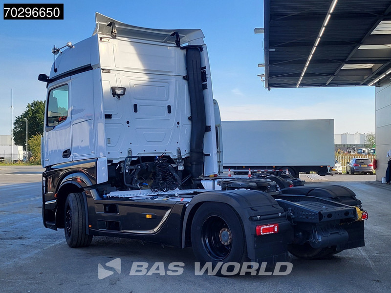 Mercedes-Benz Actros 1848 4X2 BigSpace Retarder Standklima MirrorCam ACC Xenon Euro 6 - Trattore stradale: foto 2 Mercedes-Benz Actros 1848 4X2 BigSpace Retarder Standklima MirrorCam ACC Xenon Euro 6 - Trattore stradale: foto 2