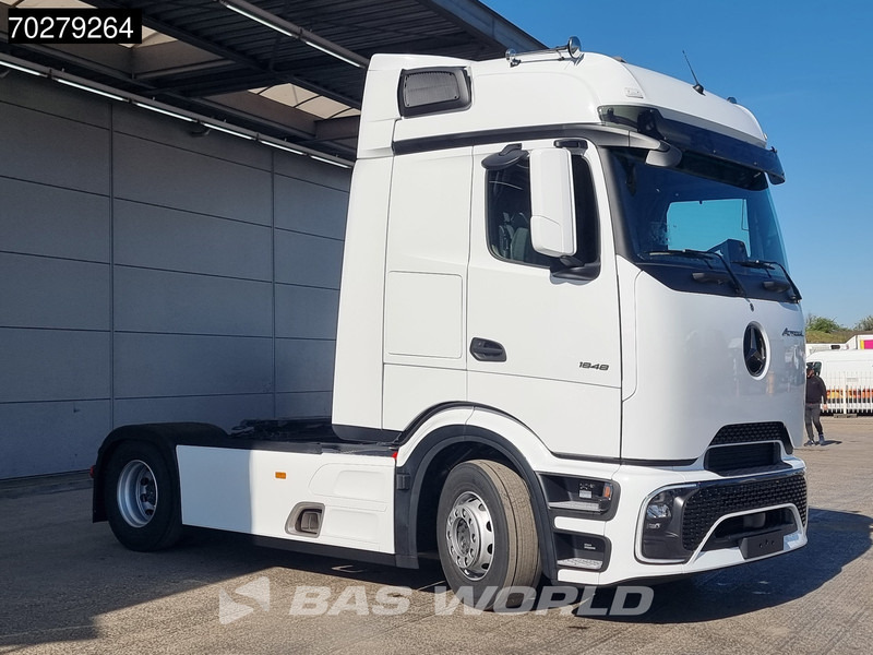 Mercedes-Benz Actros 1848 Actros 4X2 NEW! ProCabin-Big 2x Tanks Standklima Navi SmartTacho2 - Trattore stradale: foto 3 Mercedes-Benz Actros 1848 Actros 4X2 NEW! ProCabin-Big 2x Tanks Standklima Navi SmartTacho2 - Trattore stradale: foto 3