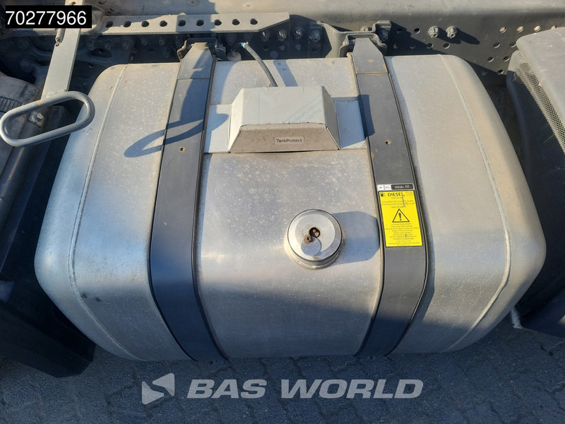 Trattore stradale Mercedes-Benz Actros 1851 Actros 4X2 BigSpace 2x Tanks: foto 6