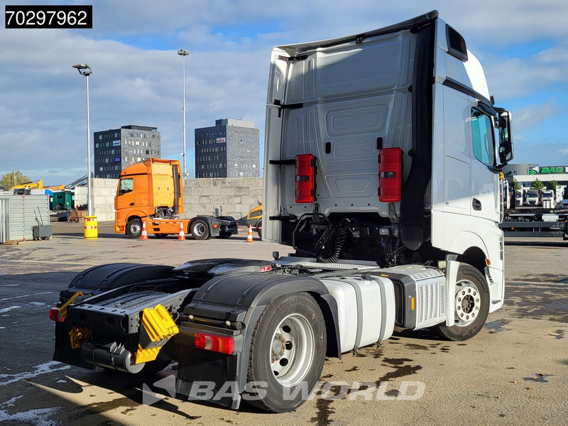 Mercedes-Benz Actros 1851 Actros 4X2 GigaSpace ADR 2xTanks Xenon Euro 6 - Trattore stradale: foto 5 Mercedes-Benz Actros 1851 Actros 4X2 GigaSpace ADR 2xTanks Xenon Euro 6 - Trattore stradale: foto 5