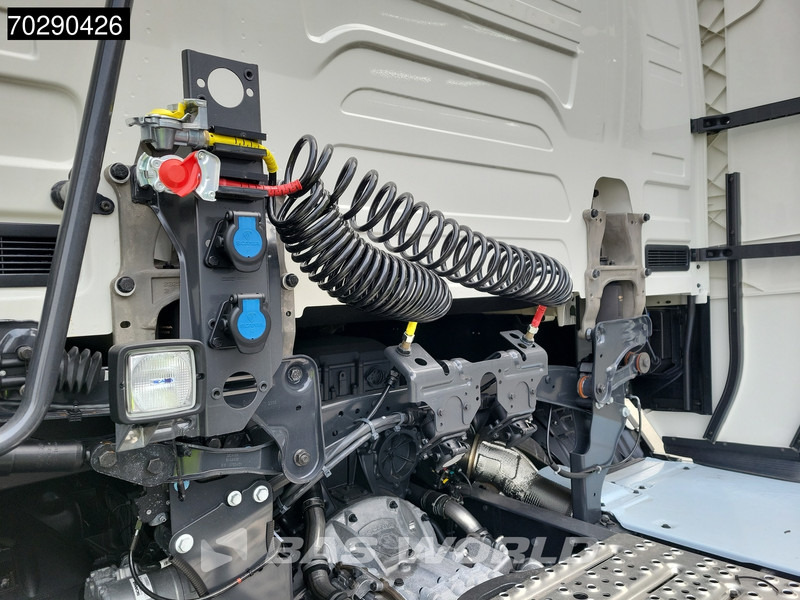 Scania S500 4X2 NEW! Full-Air Retarder Leder 2x Tanks ACC Standklima - Trattore stradale: foto 5 Scania S500 4X2 NEW! Full-Air Retarder Leder 2x Tanks ACC Standklima - Trattore stradale: foto 5