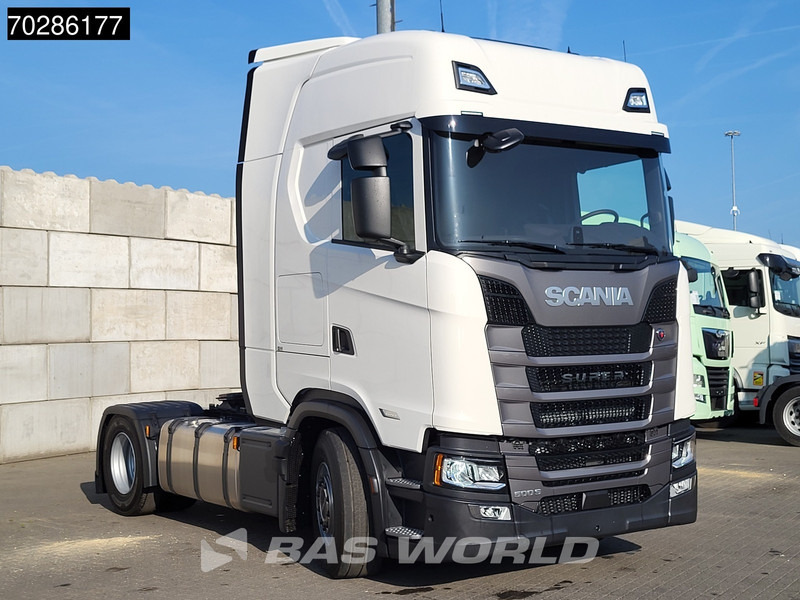 Scania S500 S 4X2 NEW! Retarder 2x Tanks Standklima ACC - Trattore stradale: foto 3 Scania S500 S 4X2 NEW! Retarder 2x Tanks Standklima ACC - Trattore stradale: foto 3