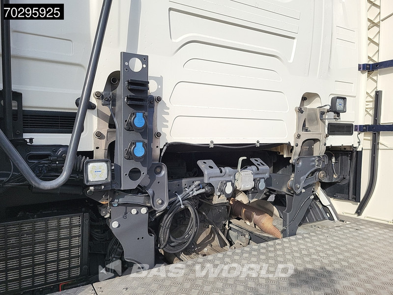 Scania S540 6X2 Retarder Full-Air 2xTanks Standairco Leather ACC LED Navi Euro 6 - Trattore stradale: foto 2 Scania S540 6X2 Retarder Full-Air 2xTanks Standairco Leather ACC LED Navi Euro 6 - Trattore stradale: foto 2