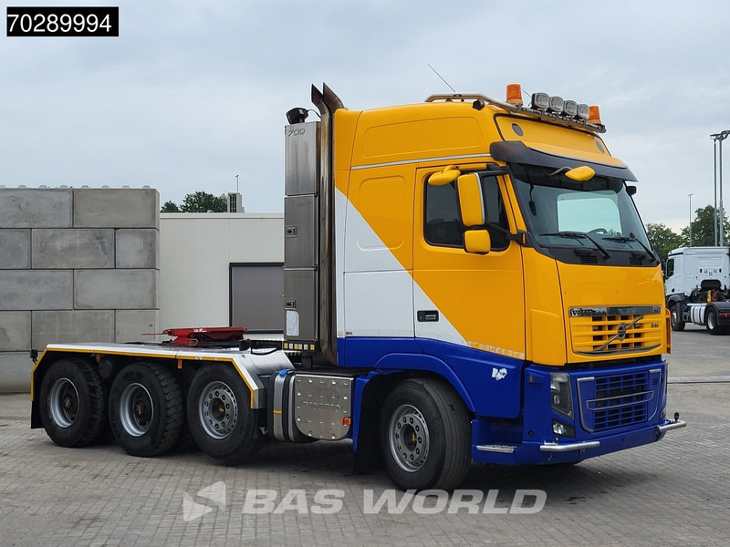 Volvo FH16 700 FH16 8X4 90T! Retarder Big-Axle Lift+Lenkachse Euro 5 - Trattore stradale: foto 3 Volvo FH16 700 FH16 8X4 90T! Retarder Big-Axle Lift+Lenkachse Euro 5 - Trattore stradale: foto 3