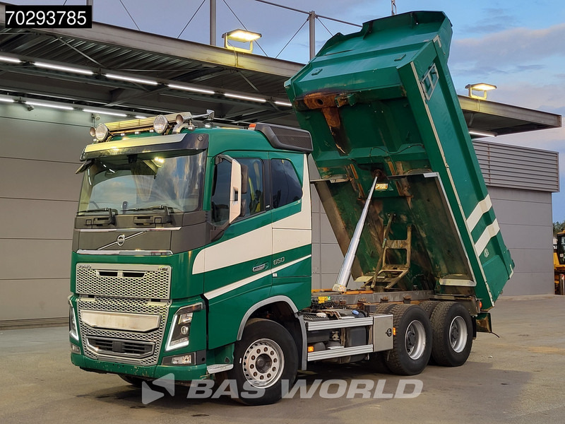 Volvo FH16 650 FH16 6X4 12m3 tipper Automatic Retarder Big-Axle Xenon Euro 6 - Autocarro ribaltabile: foto 3 Volvo FH16 650 FH16 6X4 12m3 tipper Automatic Retarder Big-Axle Xenon Euro 6 - Autocarro ribaltabile: foto 3