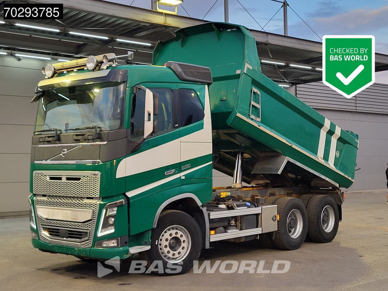 Volvo FH16 650 FH16 6X4 12m3 tipper Automatic Retarder Big-Axle Xenon Euro 6 - Autocarro ribaltabile: foto 1 Volvo FH16 650 FH16 6X4 12m3 tipper Automatic Retarder Big-Axle Xenon Euro 6 - Autocarro ribaltabile: foto 1