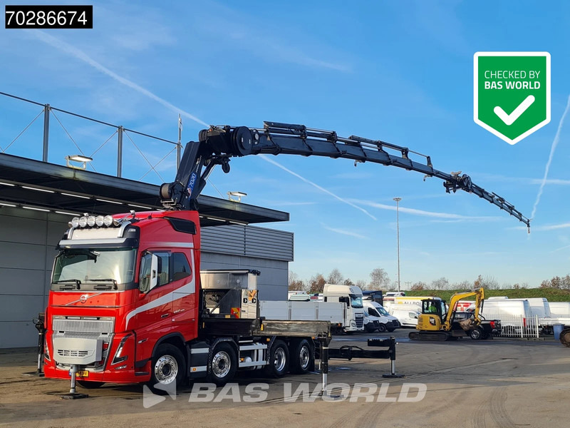 Volvo FH16 650 FH16 8X2 NL-Truck HMF 7020K-RCS Crane + Jib Lift+Steering-Axle Navi LED - Autocarro con pianale/ Cassone fisso, Camion con gru: foto 1 Volvo FH16 650 FH16 8X2 NL-Truck HMF 7020K-RCS Crane + Jib Lift+Steering-Axle Navi LED - Autocarro con pianale/ Cassone fisso, Camion con gru: foto 1