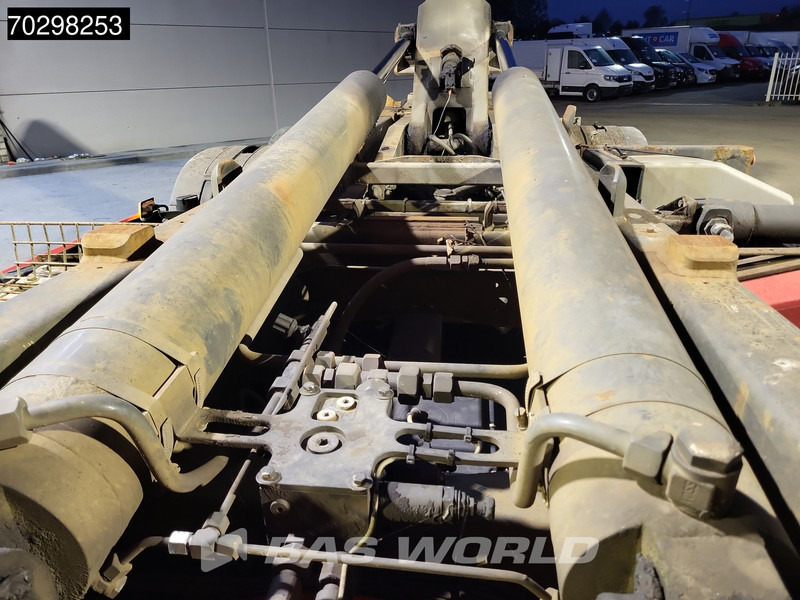 Volvo FM 370 6X2 21t Hooklift Lift Axle Automatic Euro 5 - Autocarro scarrabile: foto 5 Volvo FM 370 6X2 21t Hooklift Lift Axle Automatic Euro 5 - Autocarro scarrabile: foto 5