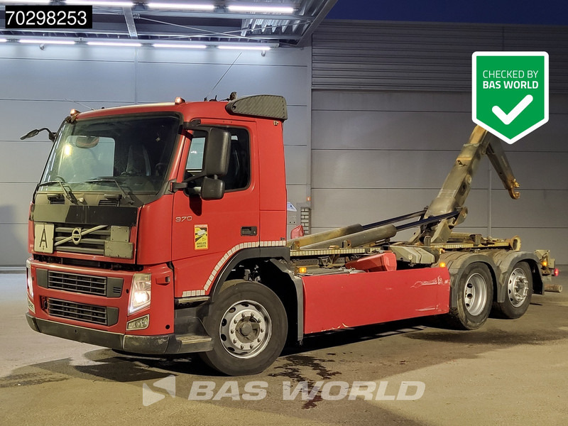 Volvo FM 370 6X2 21t Hooklift Lift Axle Automatic Euro 5 - Autocarro scarrabile: foto 1 Volvo FM 370 6X2 21t Hooklift Lift Axle Automatic Euro 5 - Autocarro scarrabile: foto 1