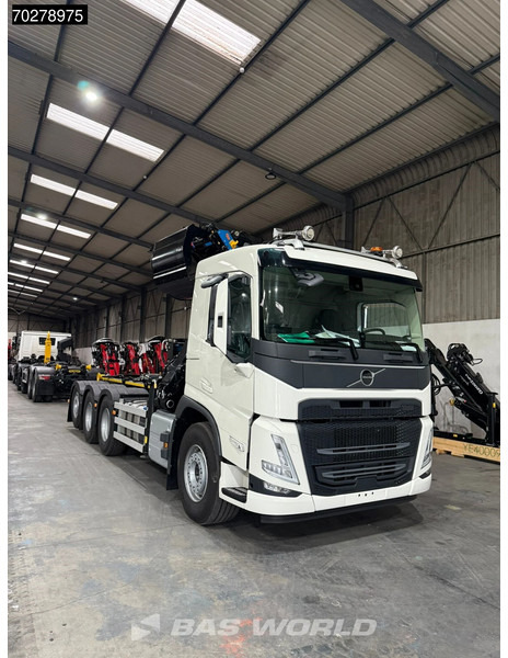 Volvo FM 460 8X4 NEW! Palfinger Q200Z95TR HPLS Crane + HT 24 TEC Hooklift ACC LED - Autocarro scarrabile, Camion con gru: foto 2 Volvo FM 460 8X4 NEW! Palfinger Q200Z95TR HPLS Crane + HT 24 TEC Hooklift ACC LED - Autocarro scarrabile, Camion con gru: foto 2