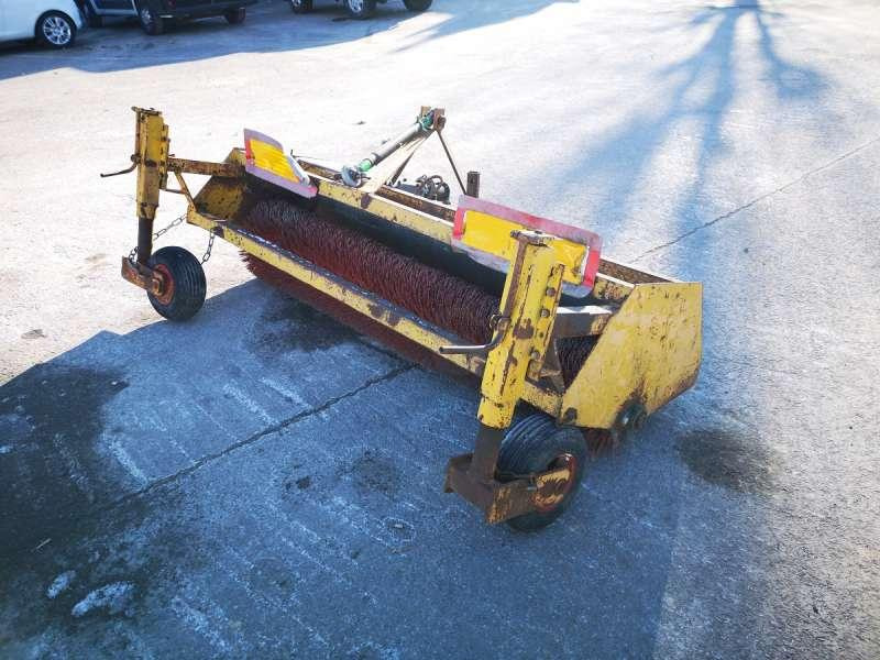 BALAIS 3 POINTS - Spazzola: foto 3 BALAIS 3 POINTS - Spazzola: foto 3