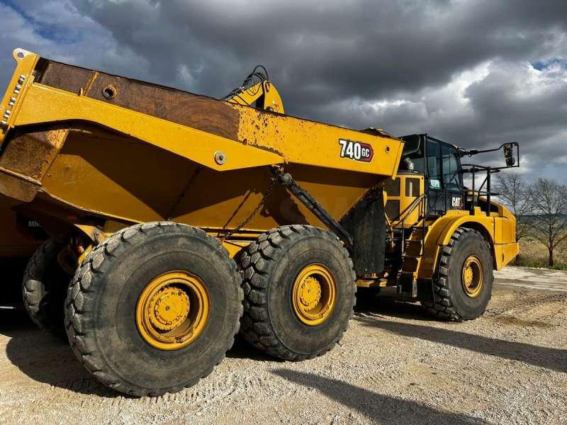 Caterpillar 740GC - Dumper articolato: foto 2 Caterpillar 740GC - Dumper articolato: foto 2