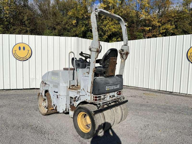 Caterpillar CB225E - Rullo stradale: foto 4 Caterpillar CB225E - Rullo stradale: foto 4