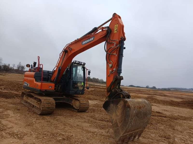 Doosan DX140LC-5 - Escavatore cingolato: foto 2 Doosan DX140LC-5 - Escavatore cingolato: foto 2