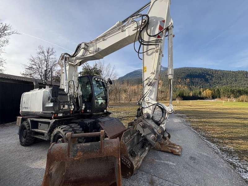 Hitachi ZX190W-5B - Escavatore gommato: foto 1 Hitachi ZX190W-5B - Escavatore gommato: foto 1