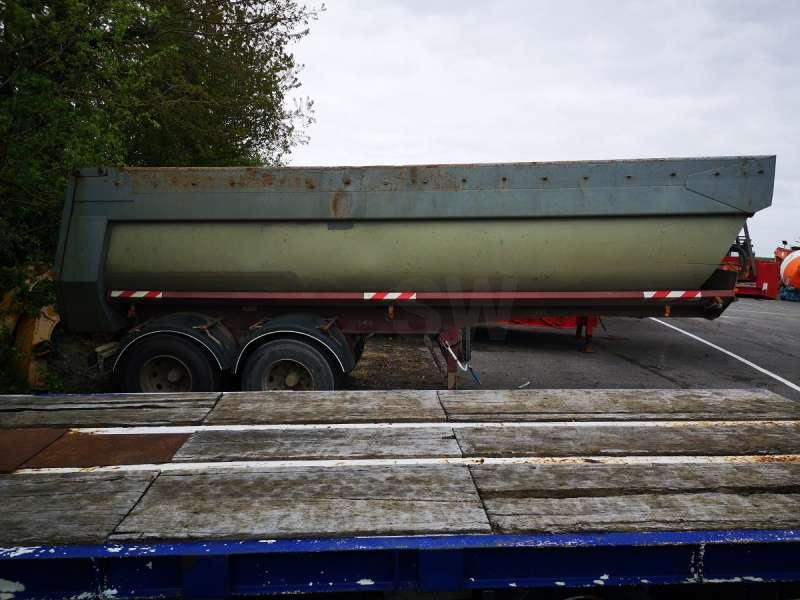 Kaiser KAISER 2 ESSIEUX - Semirimorchio ribaltabile: foto 4 Kaiser KAISER 2 ESSIEUX - Semirimorchio ribaltabile: foto 4