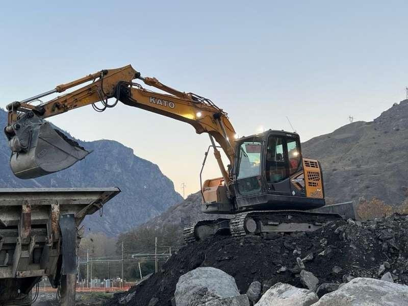 Kato HD514MR - Escavatore cingolato: foto 3 Kato HD514MR - Escavatore cingolato: foto 3