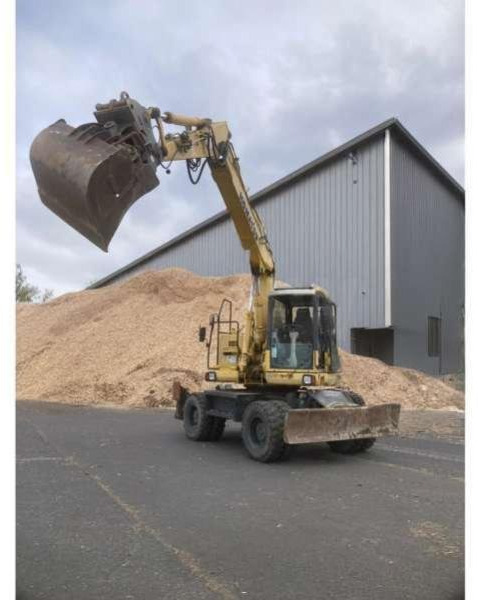 Komatsu PW160-7K - Escavatore gommato: foto 4 Komatsu PW160-7K - Escavatore gommato: foto 4