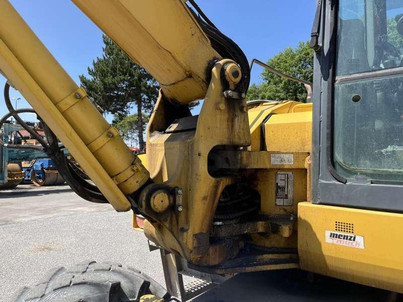 Escavatore gommato Komatsu PW98MR-6: foto 19