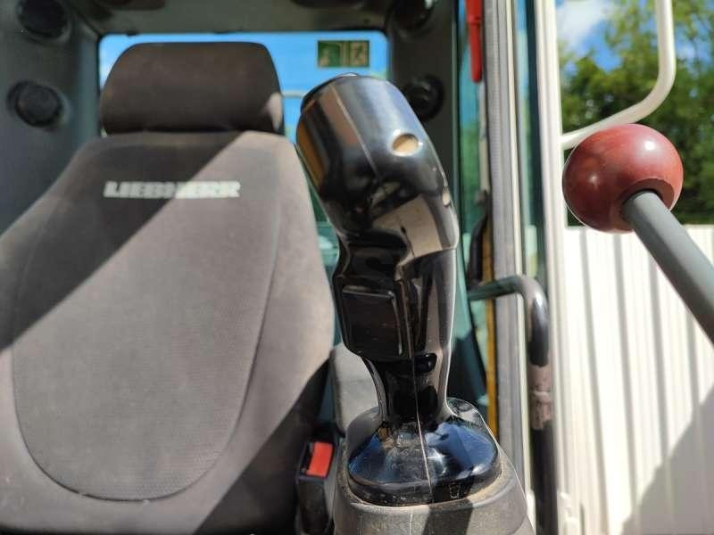 Escavatore cingolato Liebherr R 926: foto 37