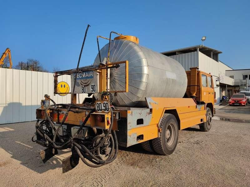 Spruzzatrice di emulsione bituminosa Renault G260: foto 6
